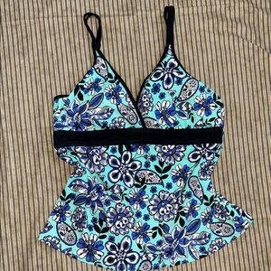 Y2K St. John's Bay Blue and Black Floral Top